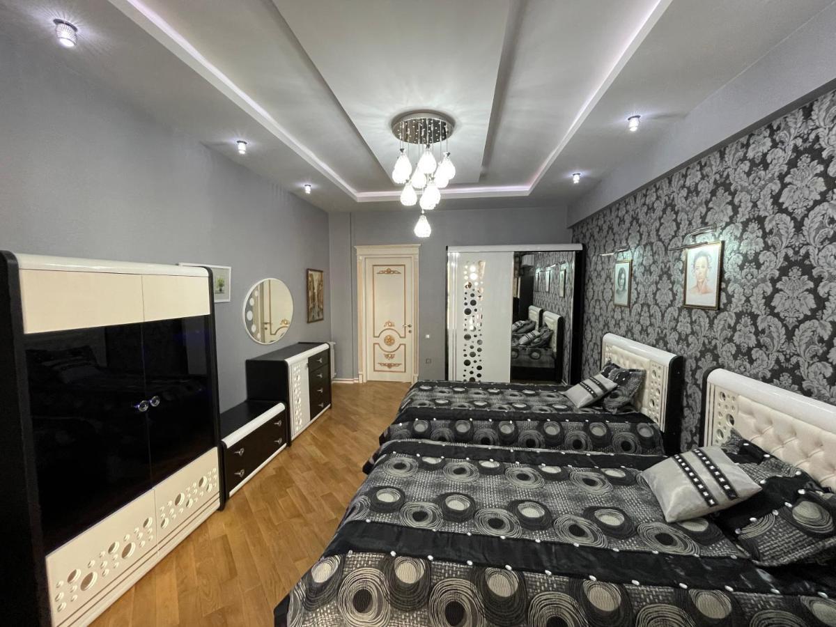Park Azure Louvre Apartment باكو المظهر الخارجي الصورة