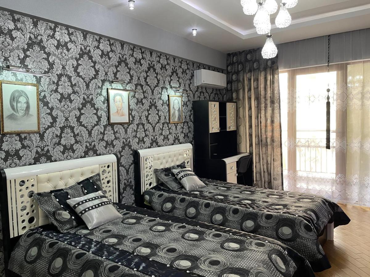 Park Azure Louvre Apartment باكو المظهر الخارجي الصورة