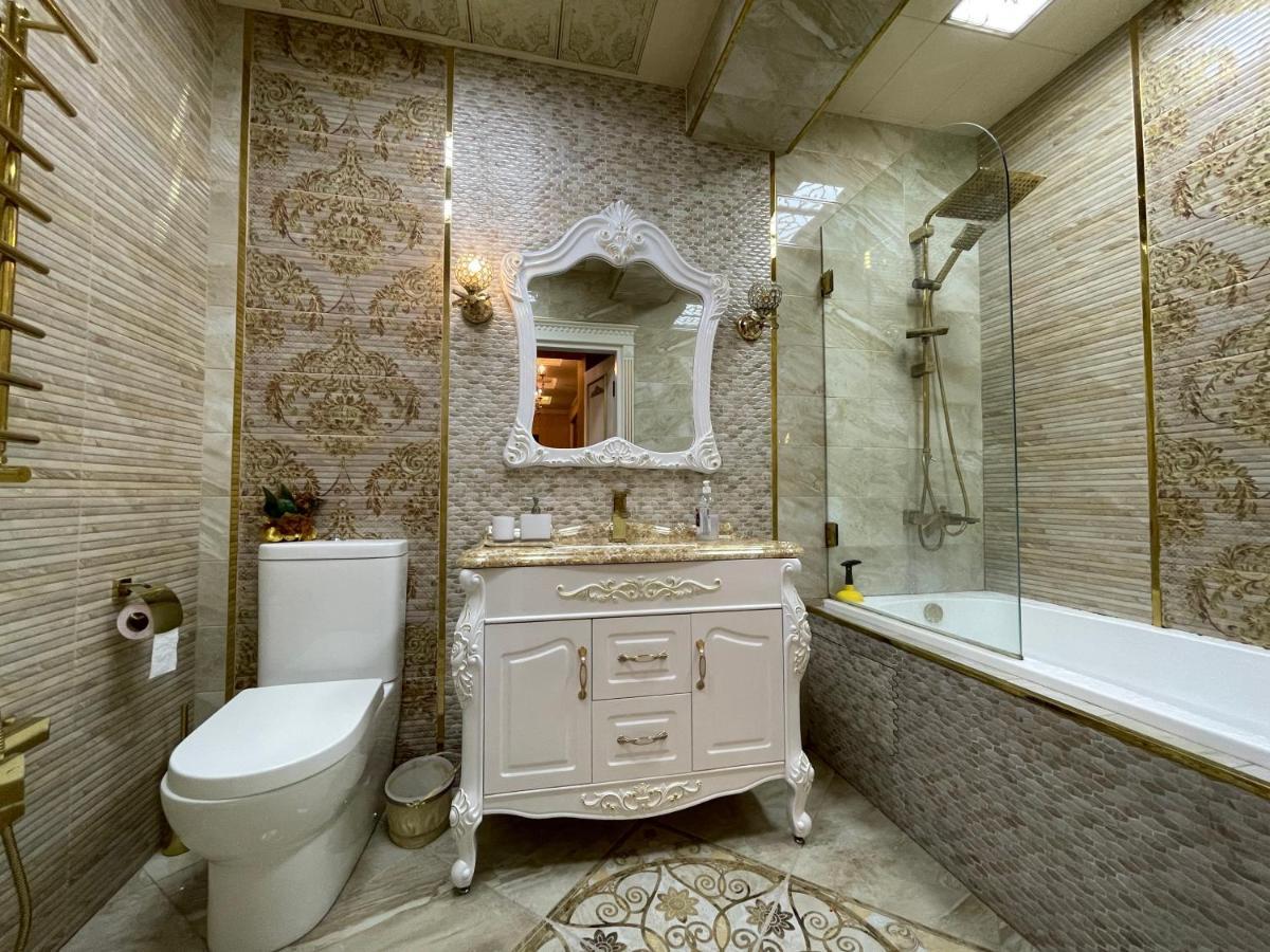 Park Azure Louvre Apartment باكو المظهر الخارجي الصورة